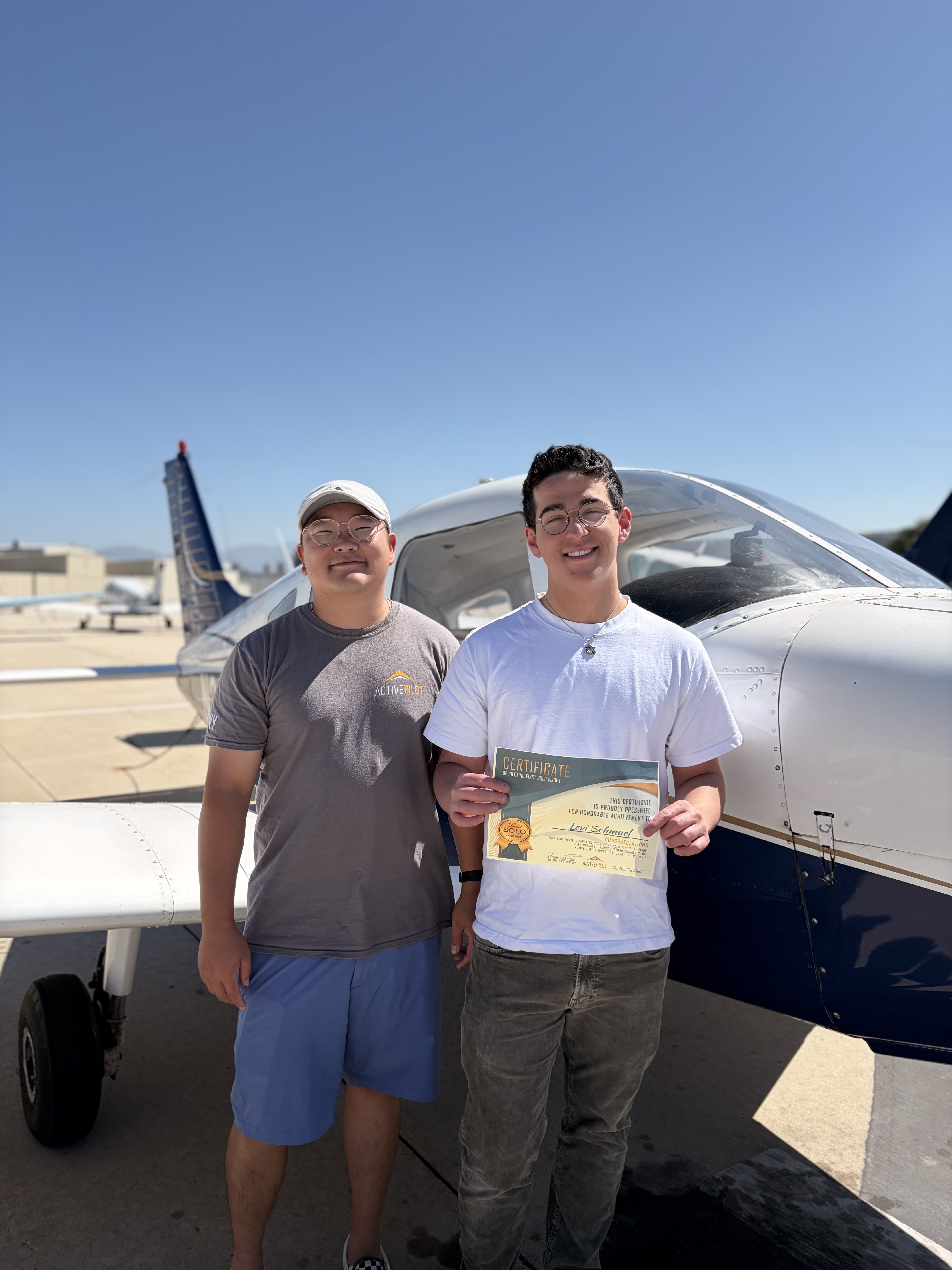 Levi Schmuel celebrating his first solo flight at ActivePILOT