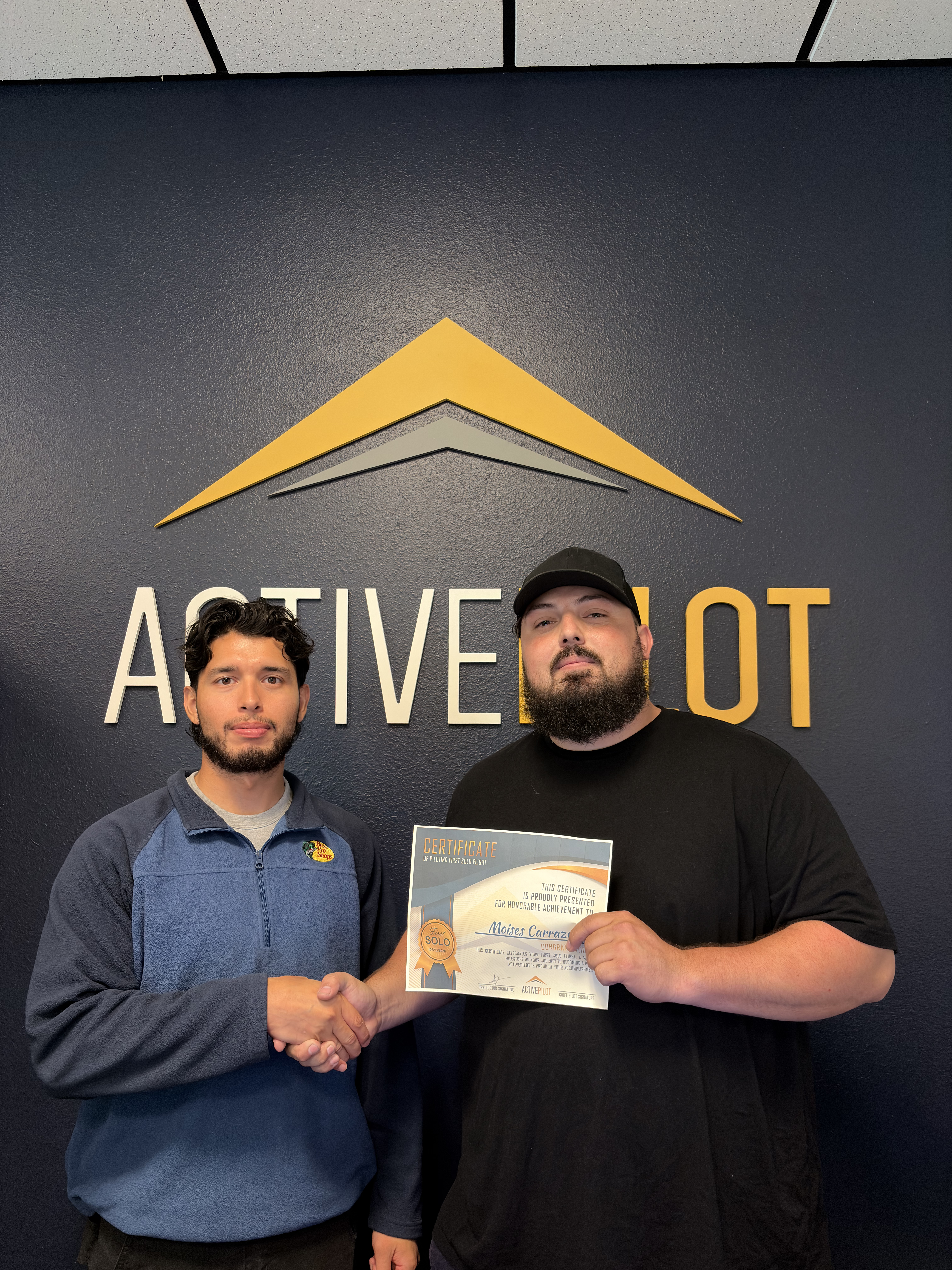 Moises Carrazco celebrating his first solo flight at ActivePILOT