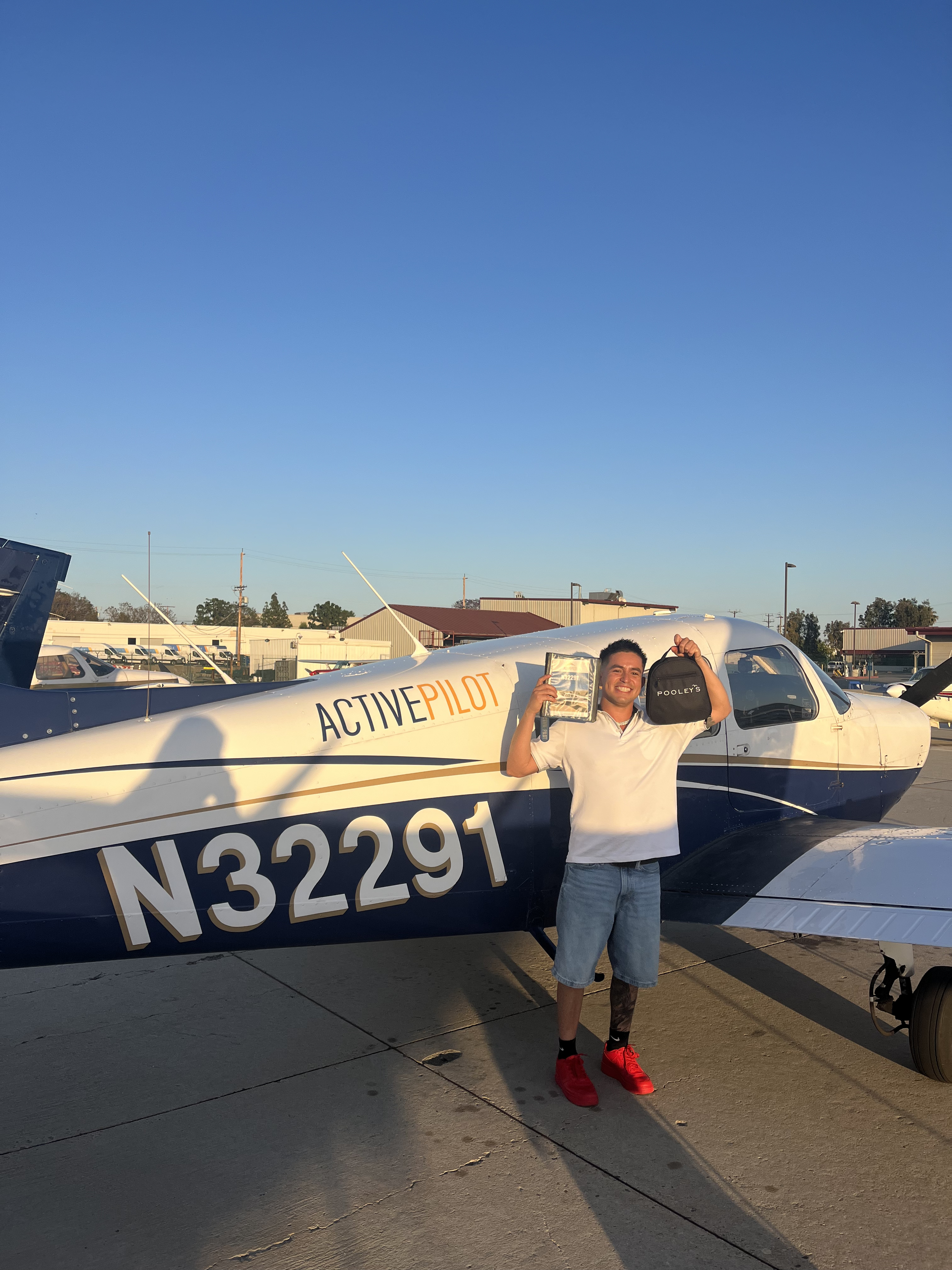 Omar Zubia celebrating his first solo flight at ActivePILOT